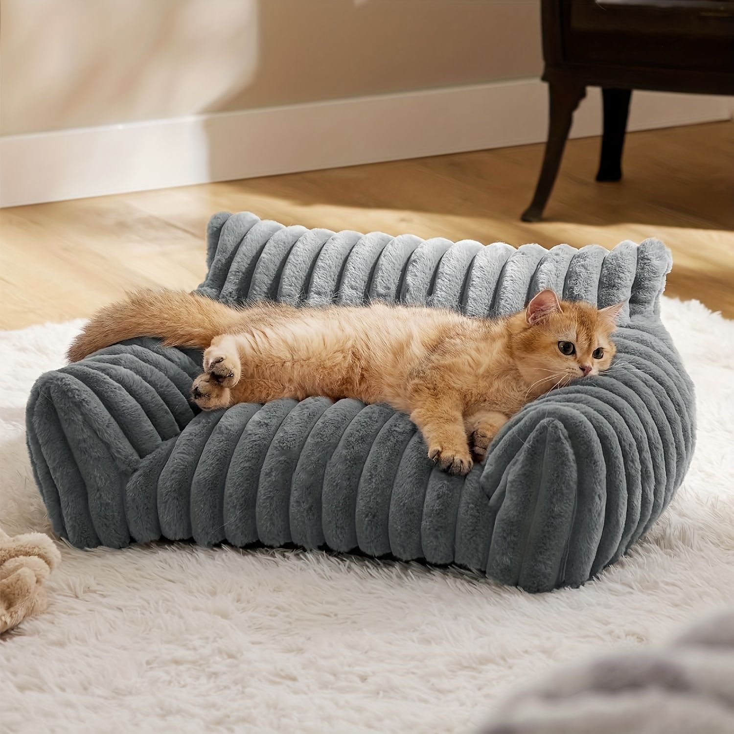 Cute pet cat sofa Standard S size - Puffy cat bed with high-quality soft velvet pile, indoor cat plush sofa bed, strong support and won't collapse - Image 3